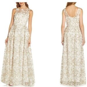 ADRIANNA PAPELL Metallic 3D Floral Gown in Ivory Gold Size 6